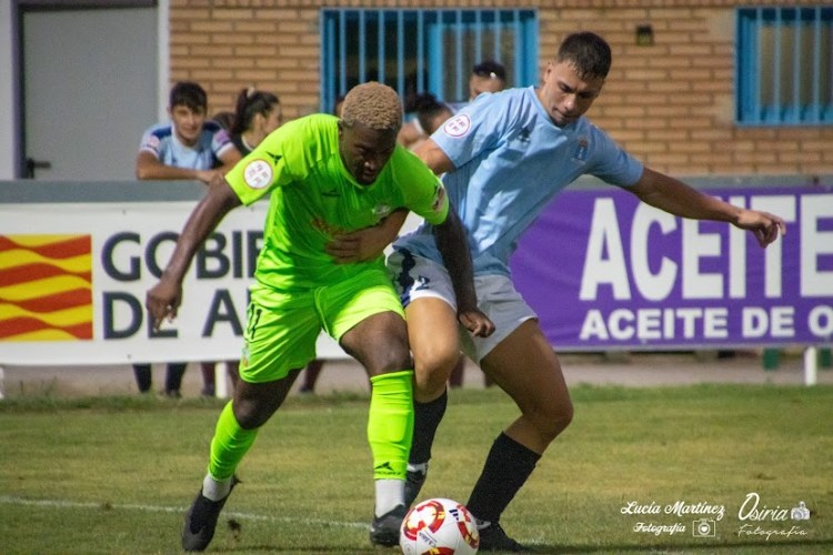José Marín, durante un partido con el CD Brea.